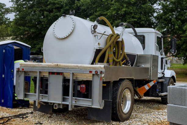Portable Toilet Options We Offer in Covelo, CA