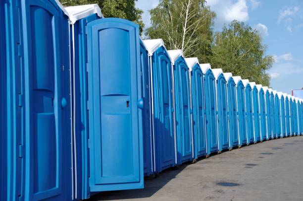Best Porta potty rental near me  in Covelo, CA